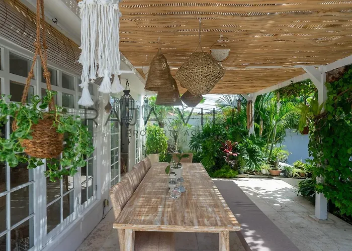 Villa Cozy & Charming 4br Luxury Canggu (Bali)