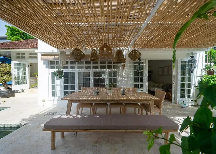 Villa Cozy & Charming 4br Luxury Canggu (Bali)