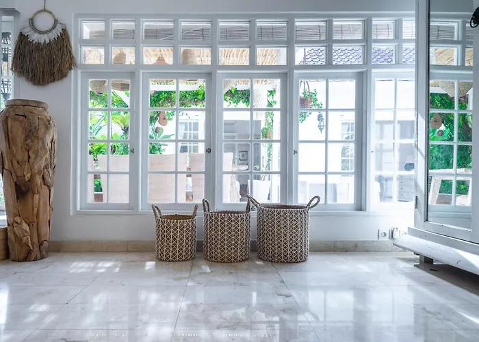 Cozy & Charming 4br Luxury Canggu (Bali)