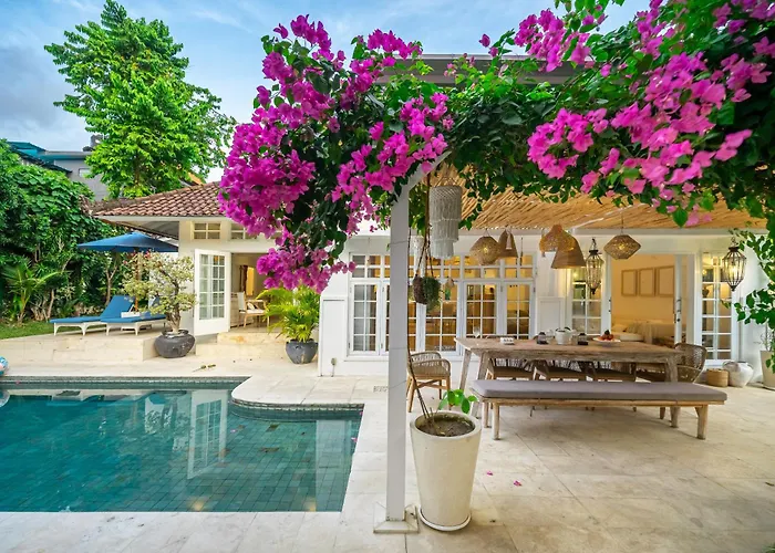 Cozy & Charming 4br Luxury Villa