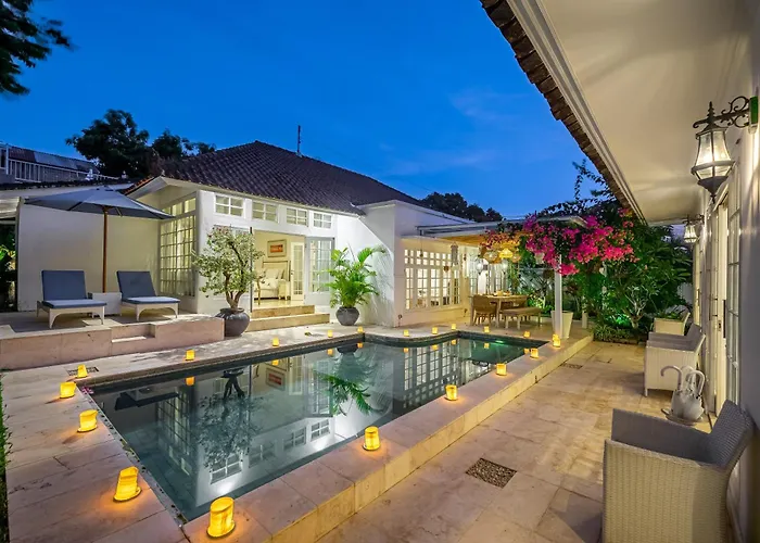 Cozy & Charming 4br Luxury Villa